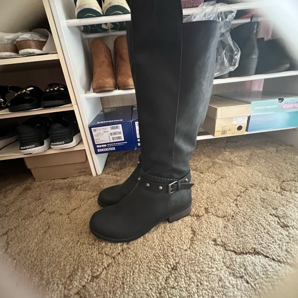 Womans boots
